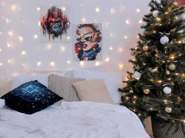 MaryFrosty's Thumb Image