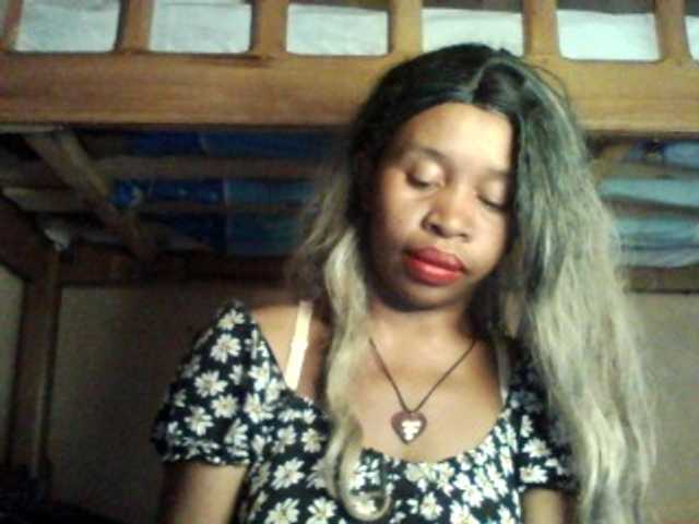 KarlaLuv's BongaCams show and profile