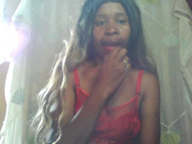 KarlaLuv – webcam model profile photo