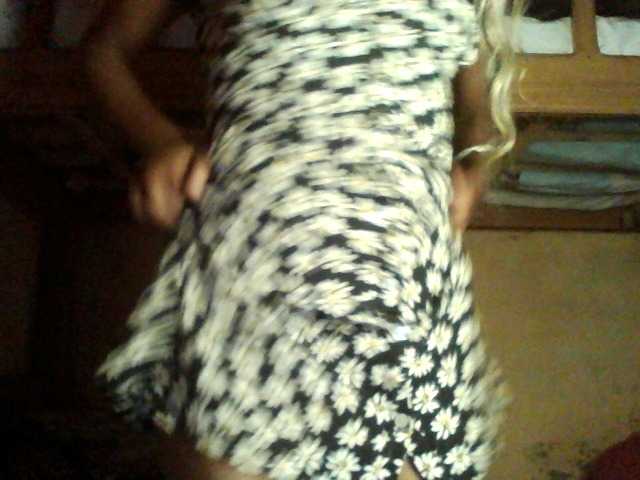 KarlaLuv's BongaCams show and profile