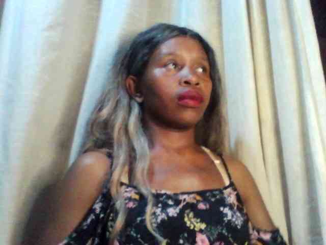 KarlaLuv Live Webcam on BongaCams