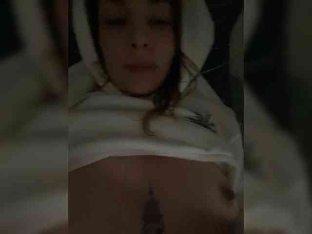 Shakti-Love8888 webcam