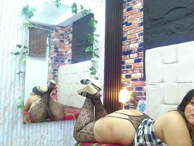 madeleinhot303av webcam