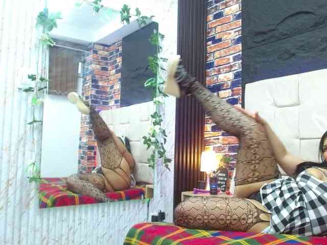 madeleinhot303av webcam