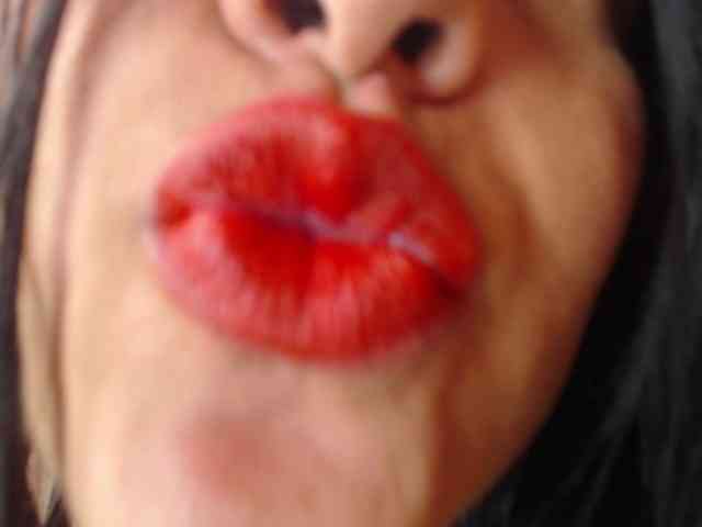 madeleinhot303av webcam