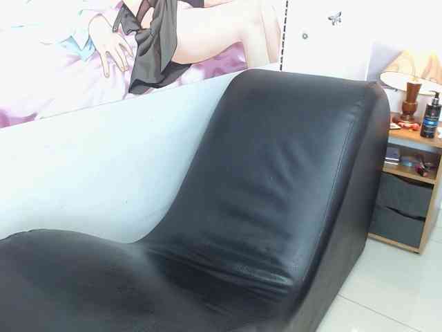 madeleinhot303av webcam