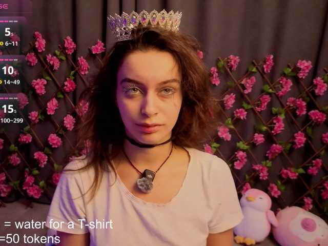 Lunessa Live Cam on BongaCams