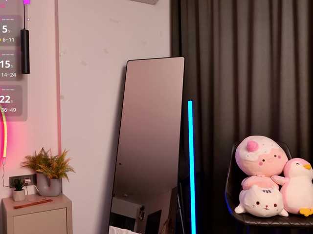 Lunessa's BongaCams show and profile