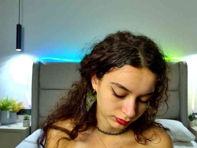 Lunessa webcam