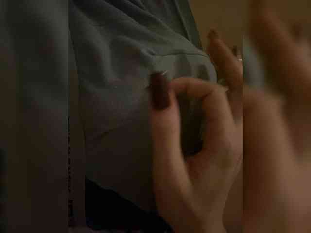 lilaw Live Webcam on BongaCams