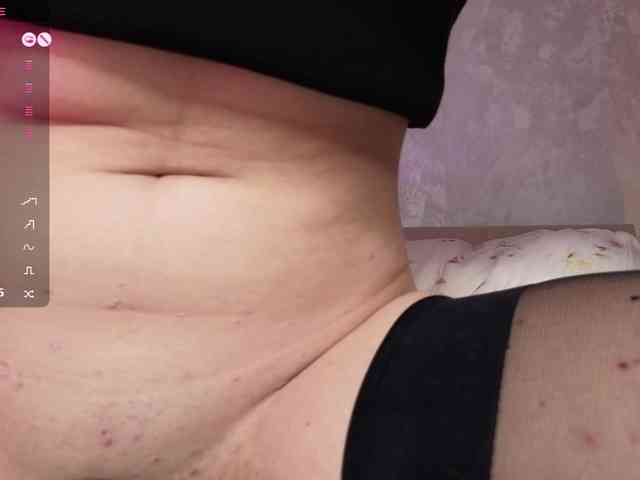 Alicee-teasee webcam