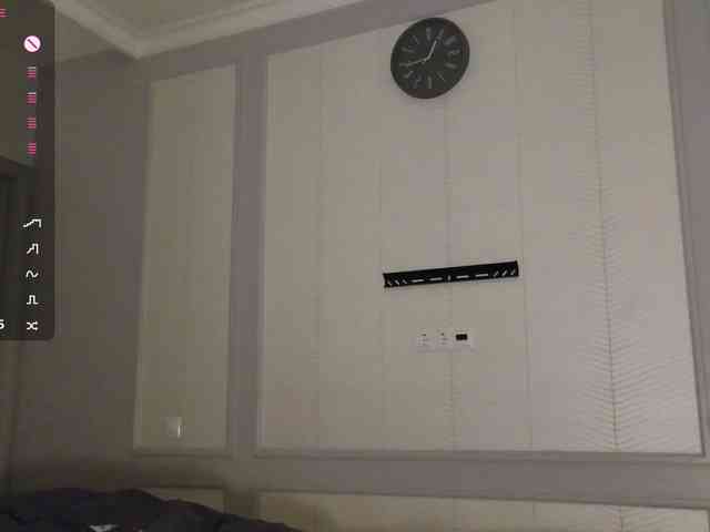 Alicee-teasee webcam