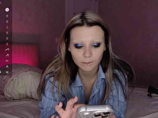 Alicee-teasee Alicee-teasee