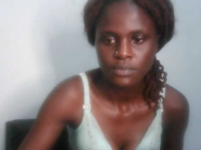 Chocolate-fudgecake's BongaCams show and profile