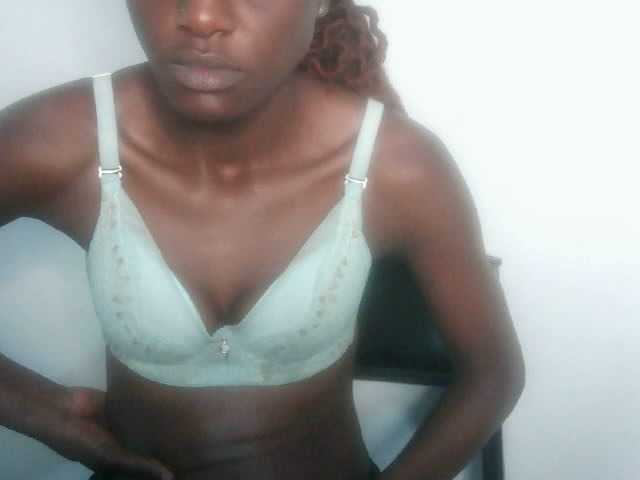 Chocolate-fudgecake Live Cam on BongaCams