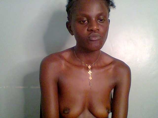 Chocolate-fudgecake's BongaCams show and profile