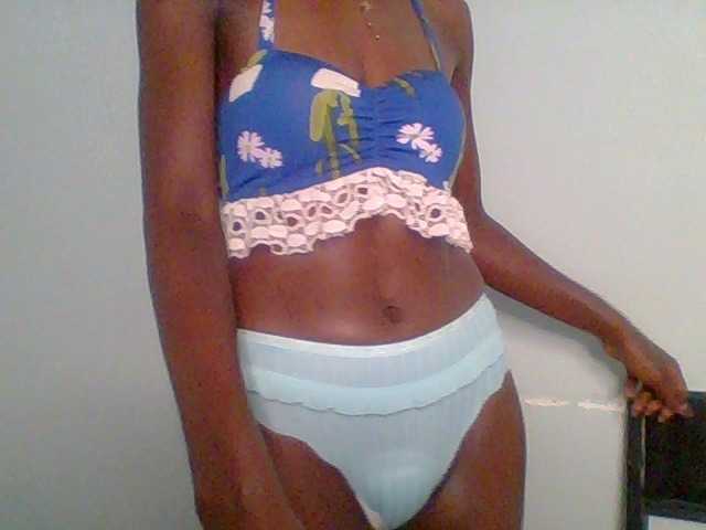 Chocolate-fudgecake's BongaCams show and profile