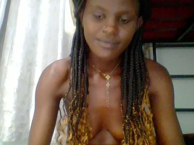 Chocolate-fudgecake's BongaCams show and profile