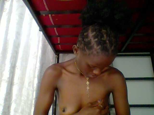 Chocolate-fudgecake's BongaCams show and profile