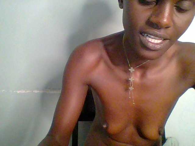 Chocolate-fudgecake's BongaCams show and profile