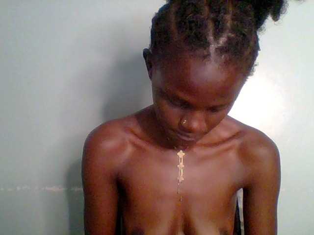 Chocolate-fudgecake's BongaCams show and profile