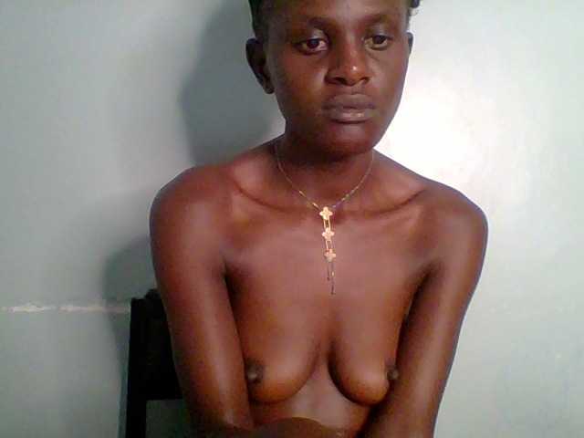 Chocolate-fudgecake's BongaCams show and profile