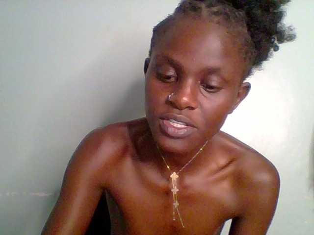 Chocolate-fudgecake's BongaCams show and profile