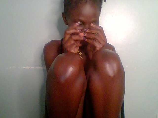 Chocolate-fudgecake's BongaCams show and profile