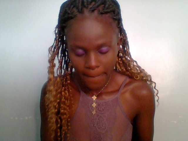 Chocolate-fudgecake's BongaCams show and profile