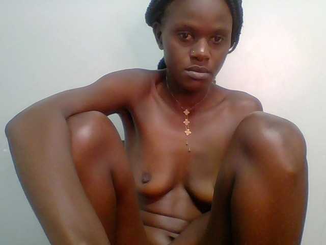 Chocolate-fudgecake's BongaCams show and profile