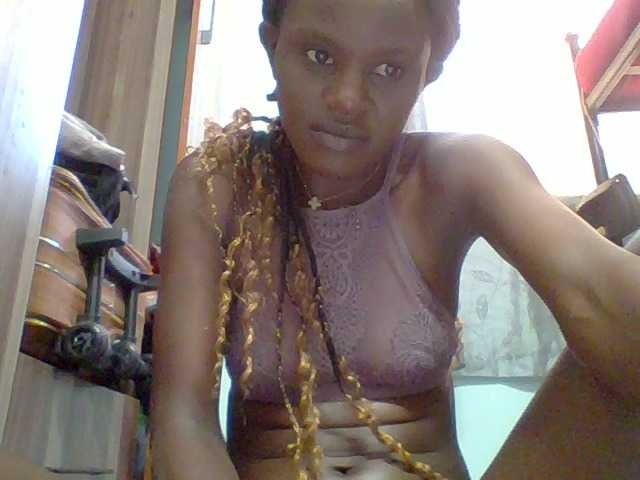 Chocolate-fudgecake's BongaCams show and profile