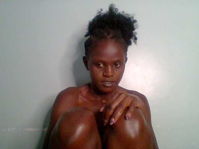 Chocolate-fudgecake's BongaCams show and profile