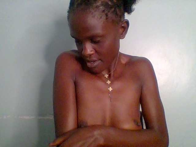 Chocolate-fudgecake's BongaCams show and profile