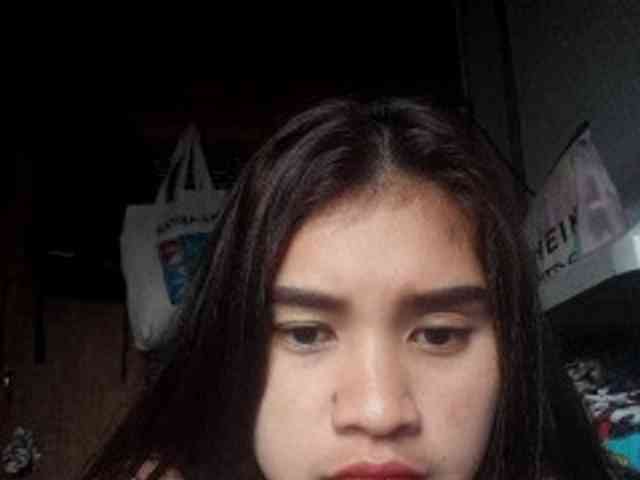 SexyPinay1 webcam