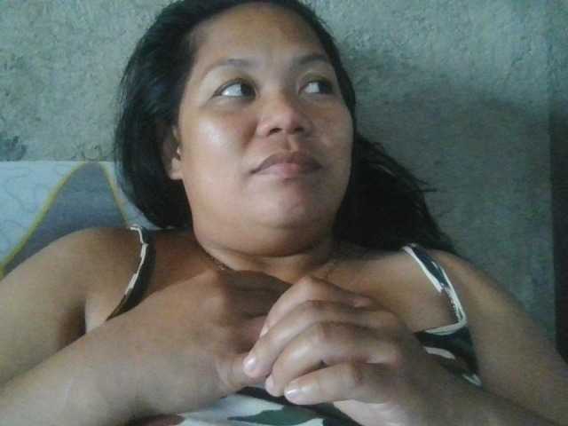 PinayHotMom Live Cam and Statistics on UnifiedCams