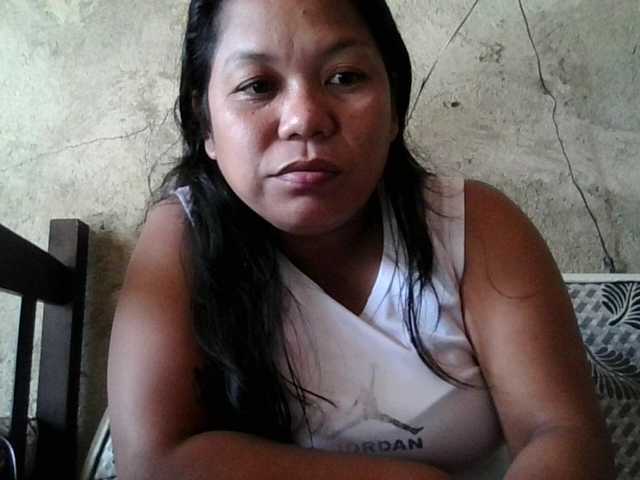 PinayHotMom