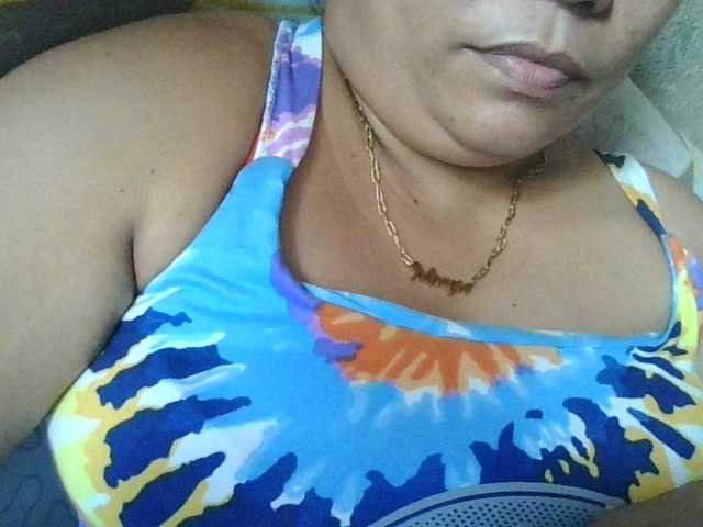  PinayHotMom chat room