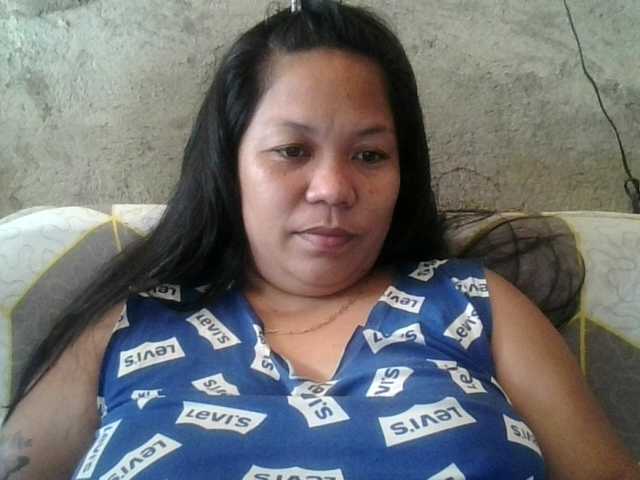 PinayHotMom