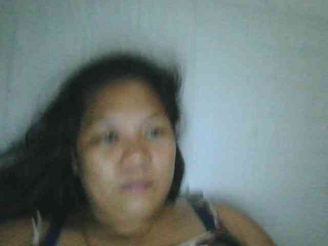 PinayHotMom webcam