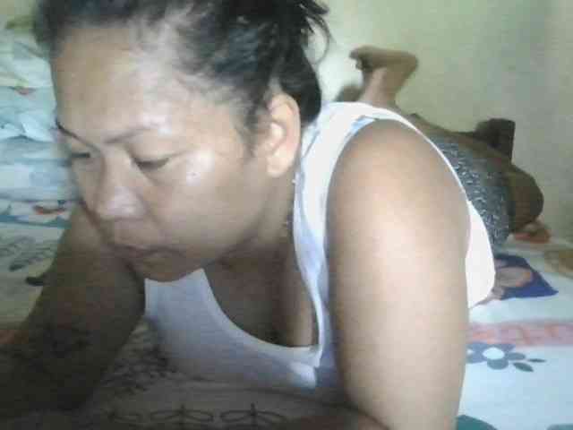 PinayHotMom PinayHotMom