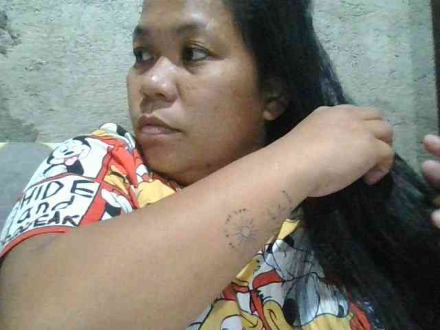 PinayHotMom PinayHotMom