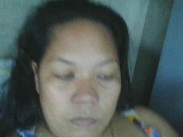 PinayHotMom webcam