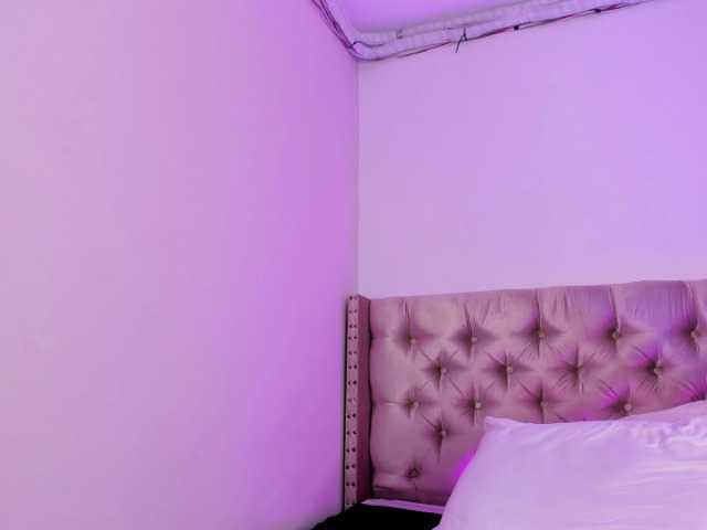 AmyAdams1's BongaCams show and profile