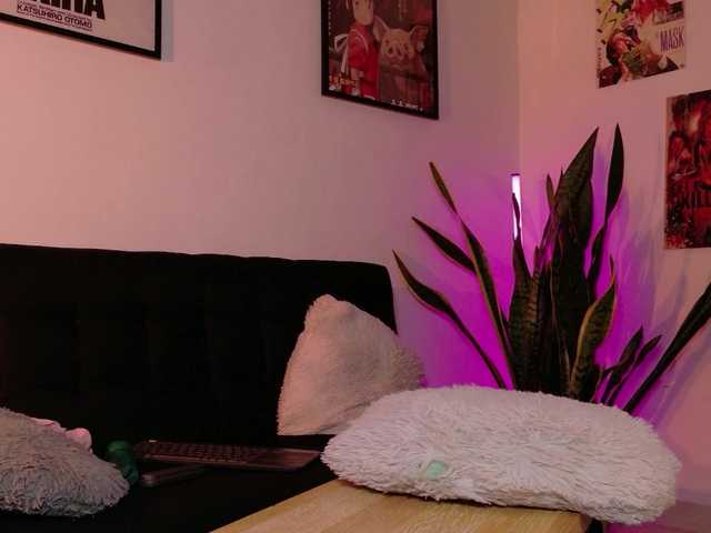 Tripinked – webcam model profile photo