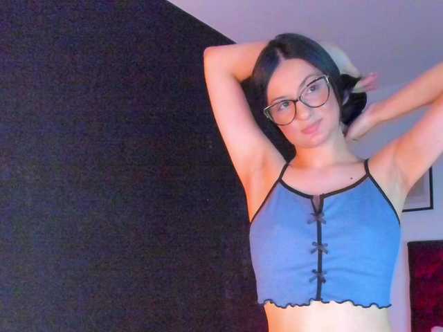 Aliceincumland's BongaCams show and profile
