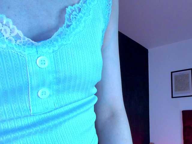 Aliceincumland from BongaCams is Freechat