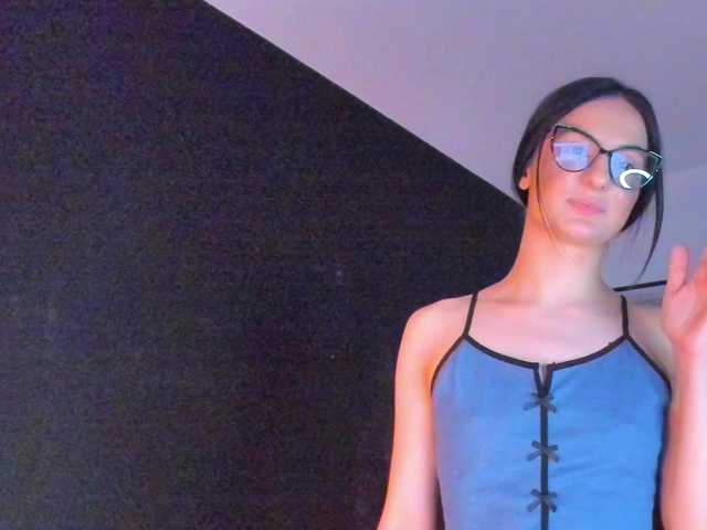 Aliceincumland's BongaCams show and profile