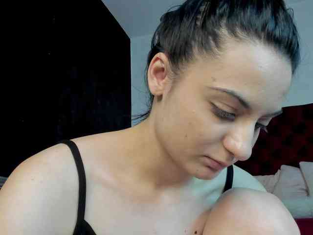 Aliceincumland webcam