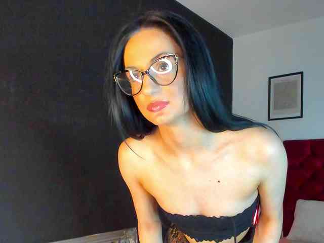 Aliceincumland webcam