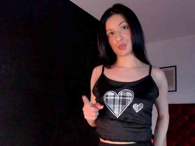 Aliceincumland webcam